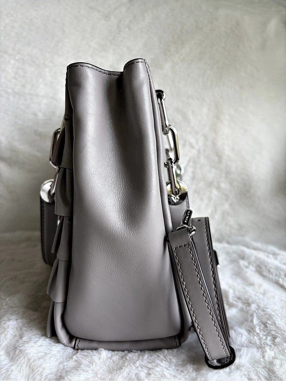 Michael Kors Cynthia Small Ruffled Satchel Gray Silver-Tone Hardwar - Picture 10 of 16
